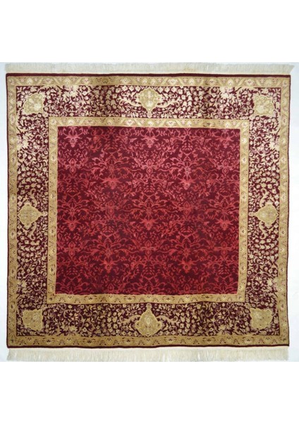 Hürrem Ipekli Uşak El Dokuma Halı Bordo ve Altın Renk 148 x 158 cm (2.34 M )