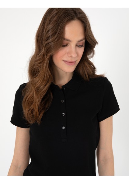 Kadın Siyah Regular Fit Pamuklu Polo Yaka Basic Tişört 50305776-VR046 fiyatları