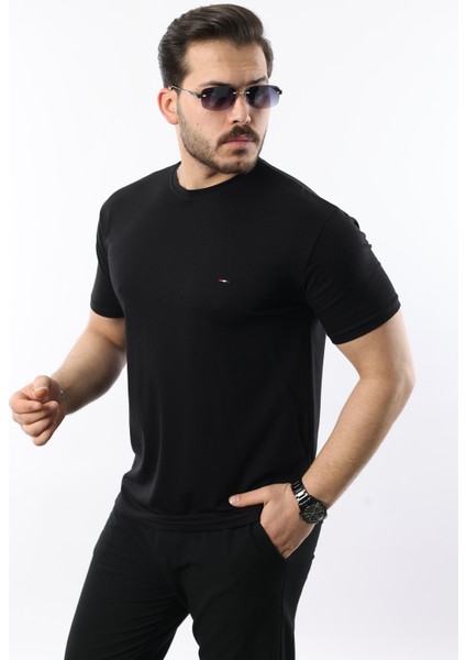 Erkek Slim Fit T-Shirt