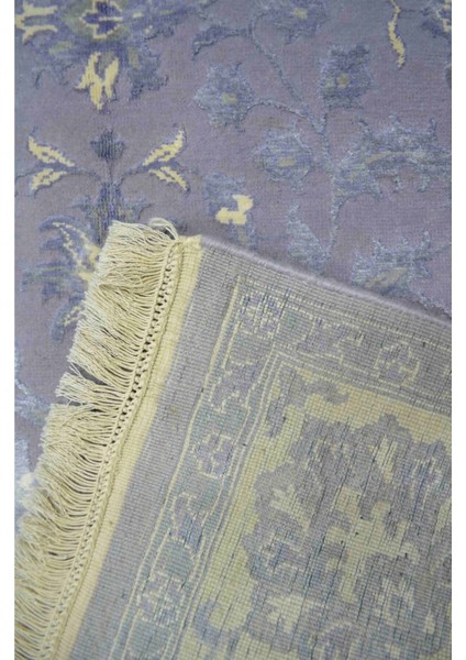 Şiraze Ipekli Uşak El Dokuma Halı Fildişi ve Lila Renk 151 x 157 cm (2.37 M )