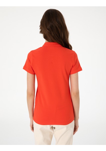 Kadın Kırmızı Regular Fit Pamuklu Polo Yaka Basic Tişört 50305776-VR030 indirimleri