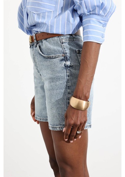 Kar Yıkamalı Yüksek Bel Şehir Boy Denim Şort