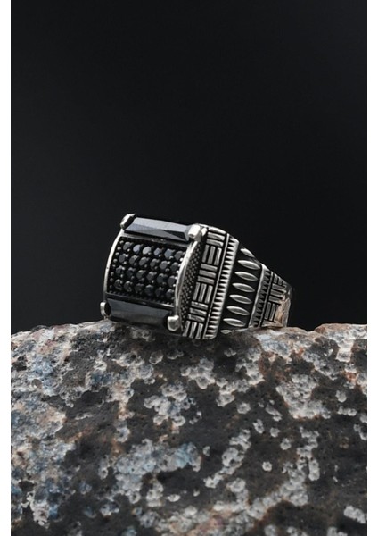 Kare Siyah Baget Taşlı 925 Ayar Gümüş Erkek Yüzüğü 901717 fırsatları