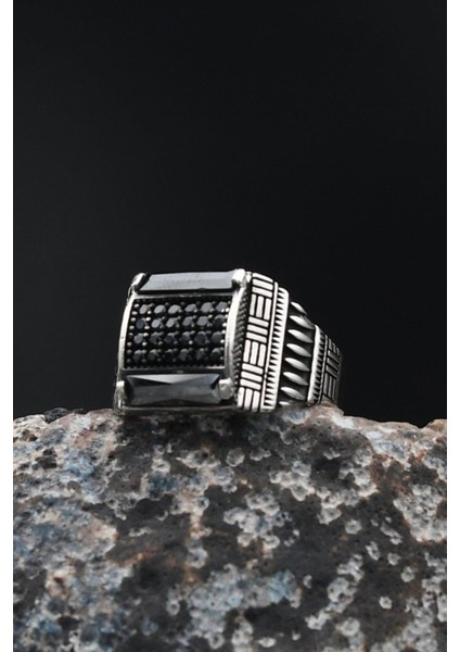 Kare Siyah Baget Taşlı 925 Ayar Gümüş Erkek Yüzüğü 901717 indirimleri