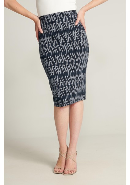 Kadın Desenli Jakarlı Etek indirimleri