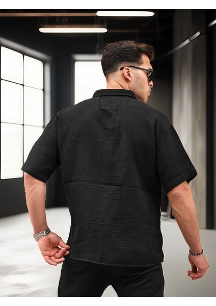Oversize Müslin Kumaş Tek Cepli Gömlek- Siyah