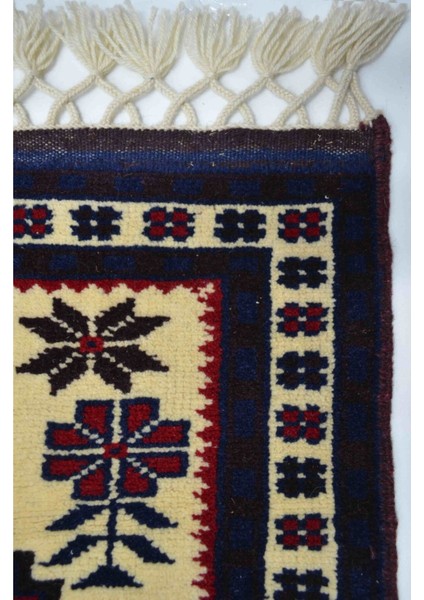 El Dokuma Geleneksel Yağcıbedir Halısı 57 x 117 cm (0.66 M²) fırsatları