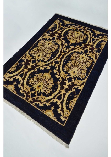 Uşak Ziegler El Dokuma Halı Siyah ve Altın Rengi 105X149 cm (1.56 M )