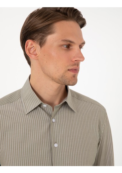 Erkek Haki Slim Fit Çizgili Uzun Kollu Gömlek 50310777-VR054