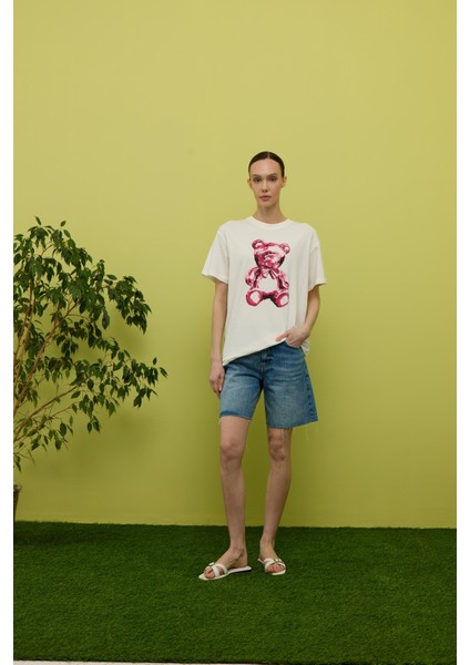 Kadın Ekru Ayıcık Baskılı Oversize T-Shirt