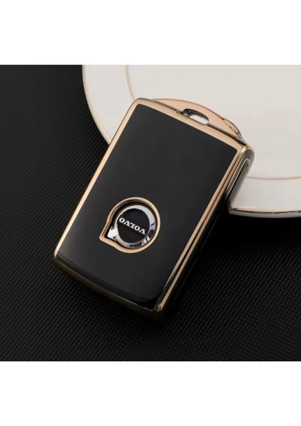 Volvo XC40 Siyah-Gold Anahtar Kılıfı 2021-2025