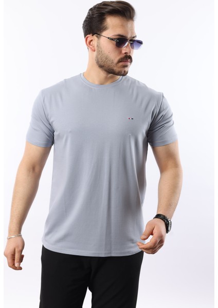 Erkek Slim Fit T-Shirt