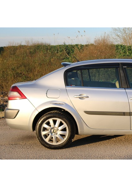 Renault Megane Spoiler Arka Cam Üstü - Siyah|sd 2003-2008