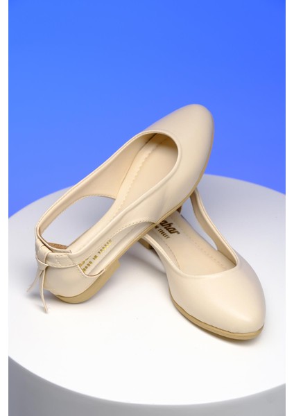 Bekkin Yanı Açık Arkası Fiyonk Detaylı Kadın Babet fırsatları