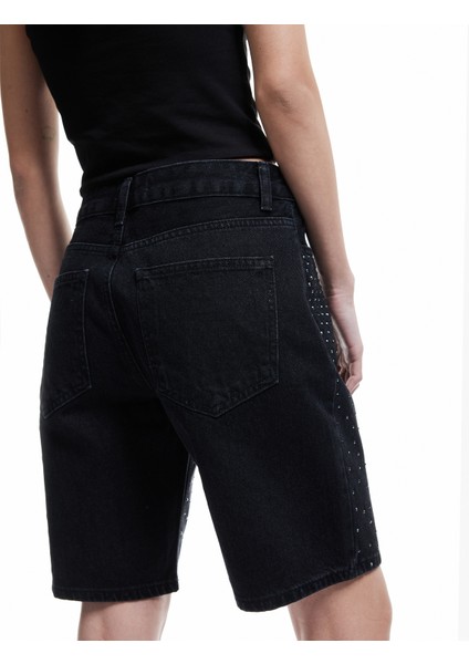 Taş Detaylı Cepli Pamuklu Straight Fit Jean Kapri Şort modelleri