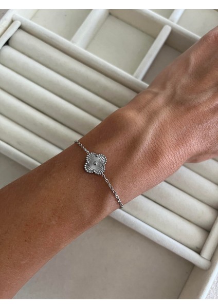 Silver Yonca Bileklik