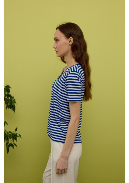 Kadın Sax Renk Çizgili Kısa Kollu T-Shirt fırsatları