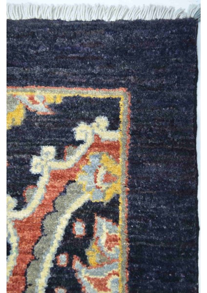 Uşak Ziegler El Dokuma Halı Siyah, Kırmızı ve Altın Renk 102 x 154 cm (1.57 M )