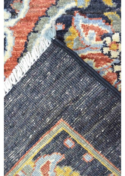 Uşak Ziegler El Dokuma Halı Siyah, Kırmızı ve Altın Renk 102 x 154 cm (1.57 M )