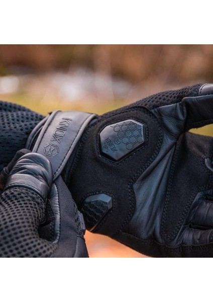 Urbane Pro Korumalı Yazlık Eldiven indirimleri