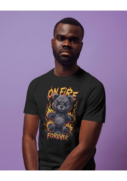 Siyah Regular Ön Baskılı Tişört – "on Fire Forever" Alevli Ayıcık Tasarımı, Asi ve Iddialı Stil