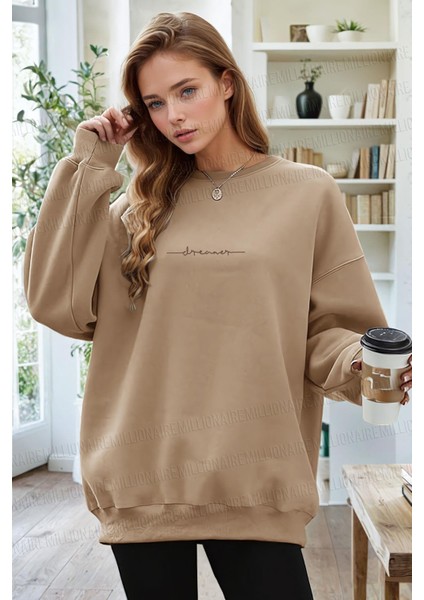 Kadın Sütlü Kahve Melanj Dreamer Baskılı 0 Sıfır Yaka Oversize Salaş Bol Kesim Polar Sweatshirt