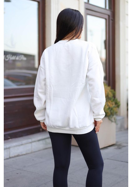 Kadın Kırık Beyaz Krem Ekru But First Coffee Baskılı 0 Sıfır Yaka Oversize Salaş Bol Kesim Polar Sweatshirt indirimleri