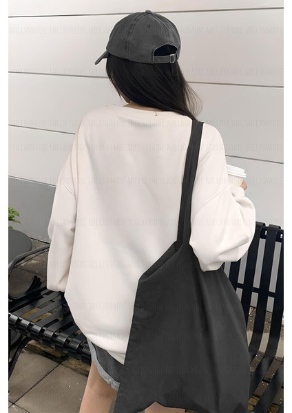 Kadın Kırık Beyaz Krem Ekru Dreamer Baskılı 0 Sıfır Yaka Oversize Salaş Bol Kesim Polar Sweatshirt modelleri