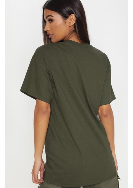 Kadın Kırmızı Love Is Oversize T-Shirt fırsatları