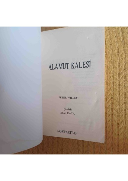 Kalesi Peter Willey 2011 Yili 2,basim 312 Sayfa fiyatları