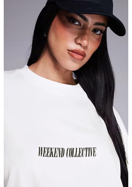 Kadın Ekru Beyaz Weekend Oversize Fit Bol Geniş Kalıp Salaş Kesim T-Shirt