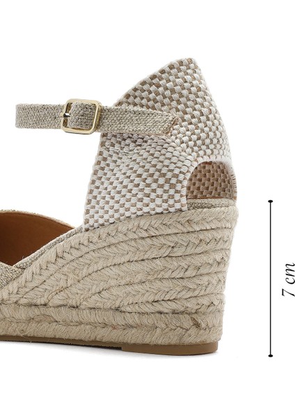 Kadın Bej Bilekten Tokalı Dolgu Topuklu Kumaş Espadril Sandalet 25SFD45756F fiyatları