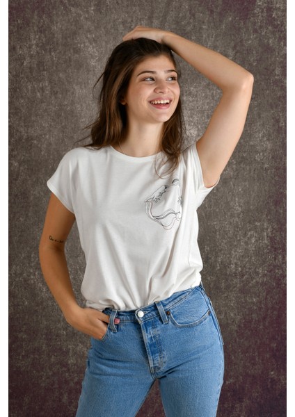Connect Pocket Kadın Baskılı T-Shirt