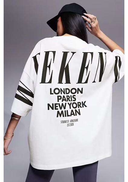 Kadın Ekru Beyaz Weekend Oversize Fit Bol Geniş Kalıp Salaş Kesim T-Shirt