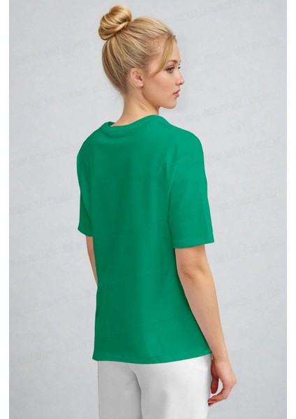 Kadın Bntn Yeşil Nefes Alan Bisiklet Yaka Regular Fit Normal Kesim Baskisiz Basic T-Shirt modelleri