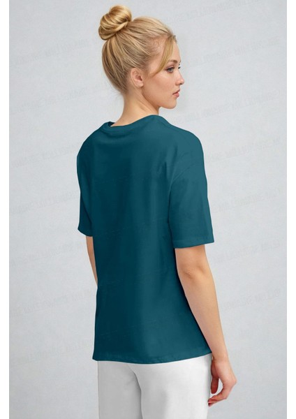 Kadın Petrol Mavisi Nefes Alan Bisiklet Yaka Regular Fit Normal Kesim Baskisiz Basic T-Shirt modelleri