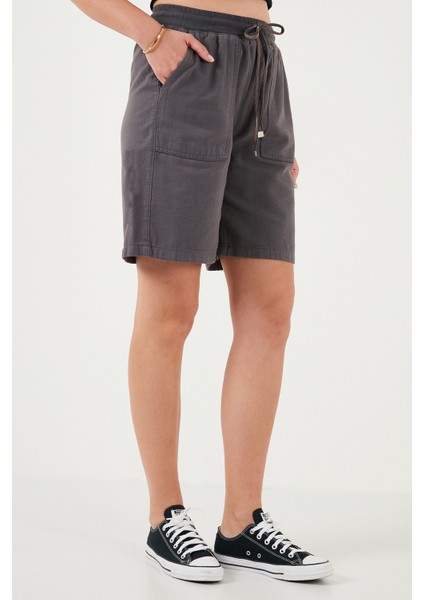 Pamuklu Relaxed Fit Yüksek Bel Cepli Mini Şort Bayan Şort 668YP5384