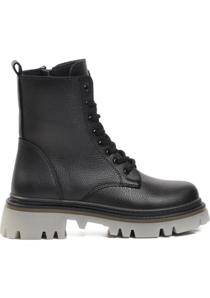 Siyah Içi Polarlı Kadın Bot