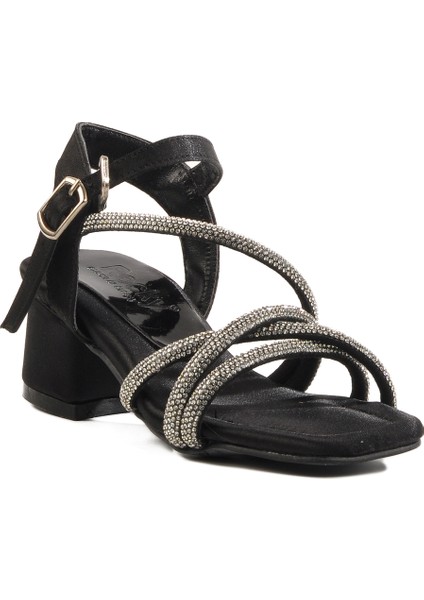 Siyah Taşlı Kız Çocuk Sandalet modelleri