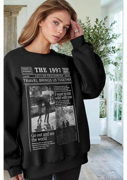 Kadın Siyah 1997 Baskılı 0 Sıfır Yaka Oversize Salaş Bol Kesim Polar Sweatshirt