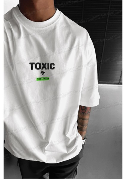 Erkek Ekru Beyaz Toxic Oversize Fit Bol Geniş Kalıp Salaş Kesim T-Shirt fiyatları