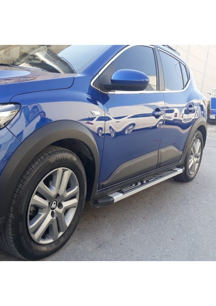 Dacia Sandero Stepway Dodik Kapı Seti (4 Parça) | Hb (2020+)