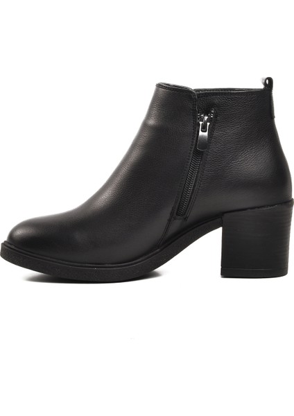 Siyah Kadın Bot fiyatları