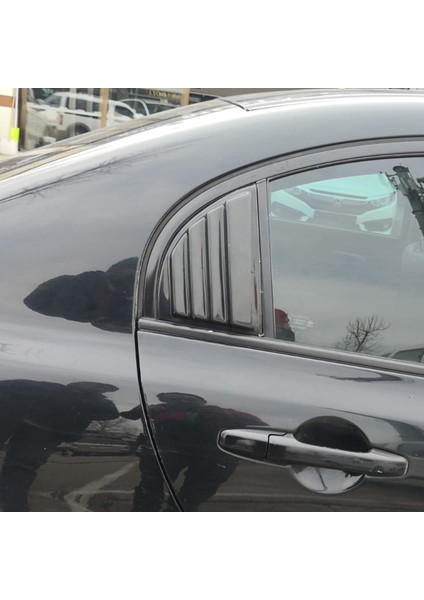 Honda Civic Arka Cam Kelebek - Vent (2 Parça) | 2006-2011 Arası, SD indirimleri