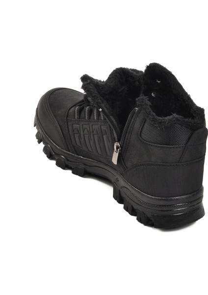 Siyah Trekking Outdoor Bot fırsatları