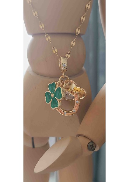 Şans Gold Charm Çelik Kolye