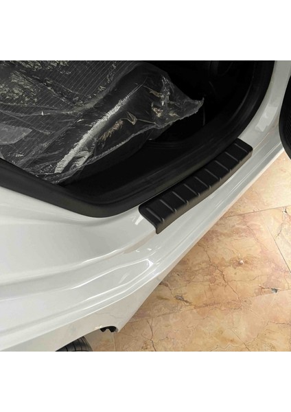 Renault Clio 5 Kapı Eşiği - ABS (4 Parça) | 2019 ve Sonrası, HB modelleri