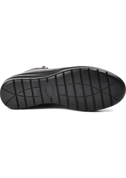 Siyah Deri Kadın Bot fiyatları