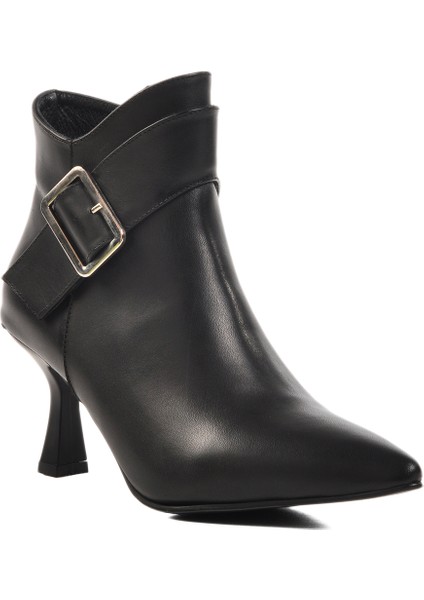 Siyah Içi Polarlı Deri Kadın Topuklu Bot modelleri