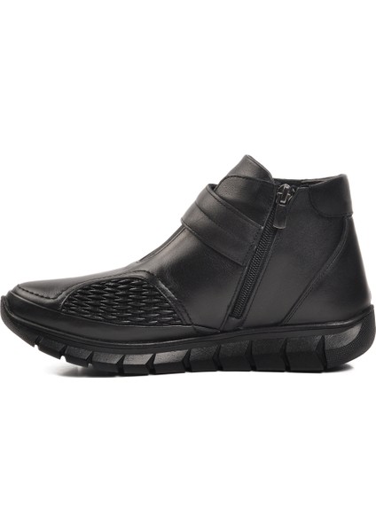 Siyah Kadın Bot fiyatları